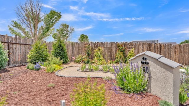 60 Camino De Claudio, Corrales, NM 87048