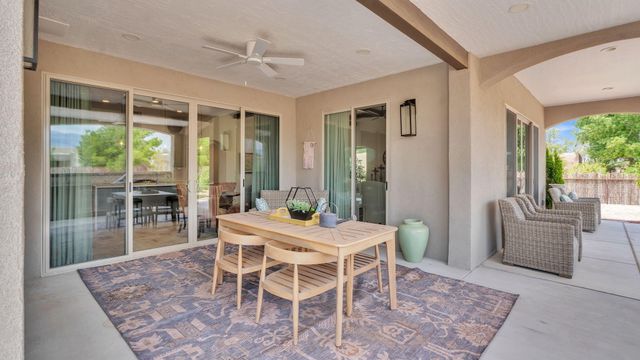 60 Camino De Claudio, Corrales, NM 87048
