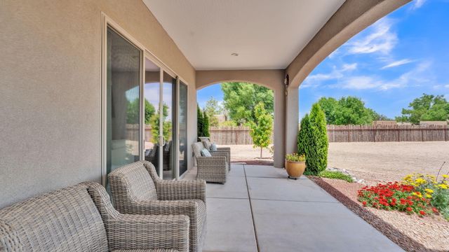 60 Camino De Claudio, Corrales, NM 87048