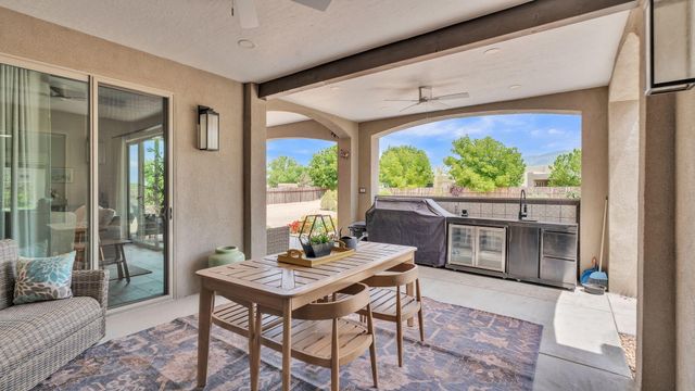60 Camino De Claudio, Corrales, NM 87048