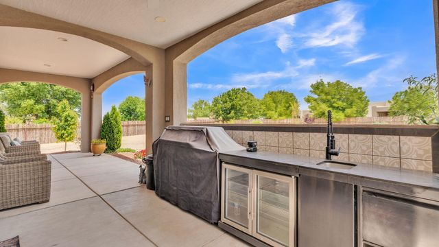 60 Camino De Claudio, Corrales, NM 87048