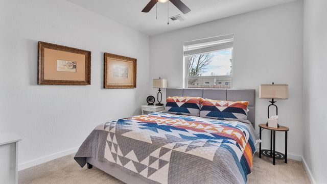 60 Camino De Claudio, Corrales, NM 87048