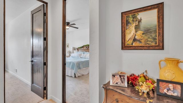60 Camino De Claudio, Corrales, NM 87048
