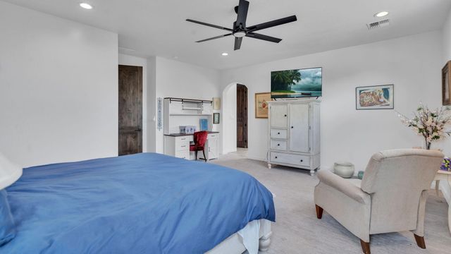 60 Camino De Claudio, Corrales, NM 87048