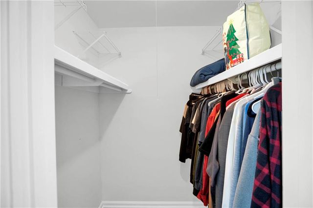 725 Dalrymple Road 8-I, Atlanta, GA 30328