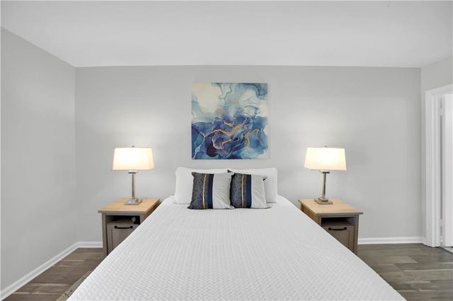 725 Dalrymple Road 8-I, Atlanta, GA 30328