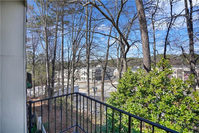 725 Dalrymple Road 8-I, Atlanta, GA 30328