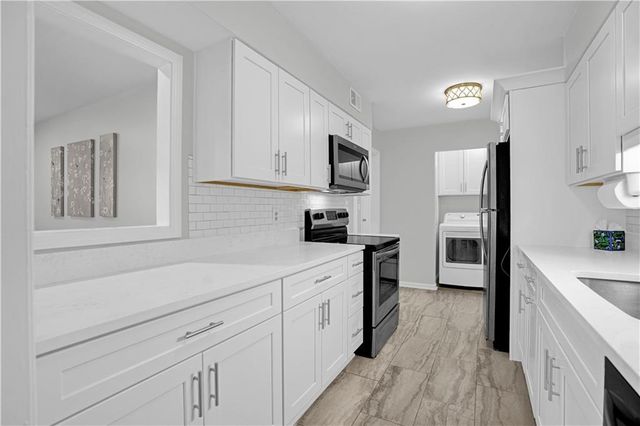 725 Dalrymple Road 8-I, Atlanta, GA 30328