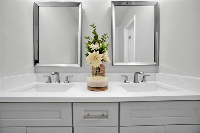 725 Dalrymple Road 8-I, Atlanta, GA 30328