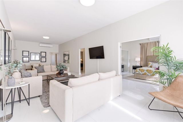 56 CALLE F KRUG CONDADO PH-1, San Juan, PR 00907