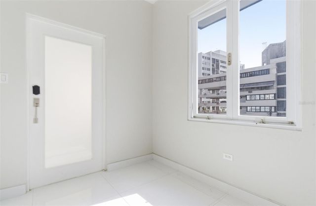 56 CALLE F KRUG CONDADO PH-1, San Juan, PR 00907