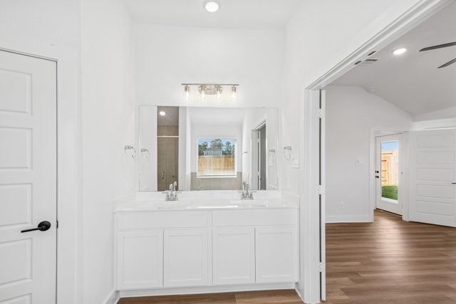 16940 Jim Sharp Drive, Montgomery, TX 77316