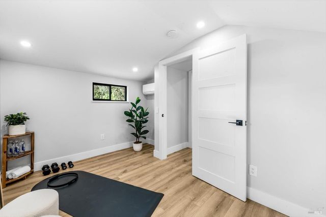 2192 1st Ave, Napa, CA 94558