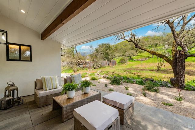 2192 1st Ave, Napa, CA 94558