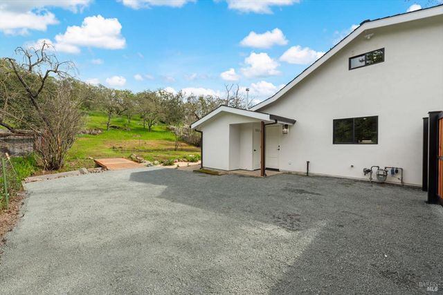 2192 1st Ave, Napa, CA 94558