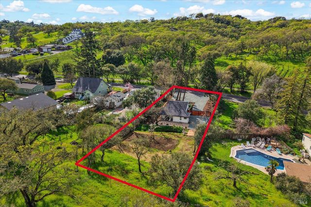 2192 1st Ave, Napa, CA 94558