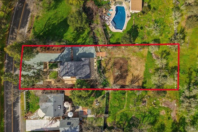 2192 1st Ave, Napa, CA 94558