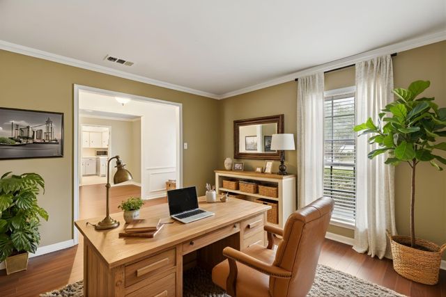 2114 Briarview Drive, Houston, TX 77077