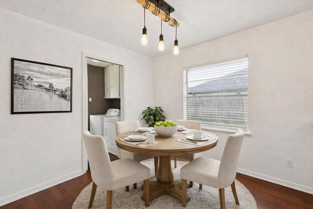 2114 Briarview Drive, Houston, TX 77077