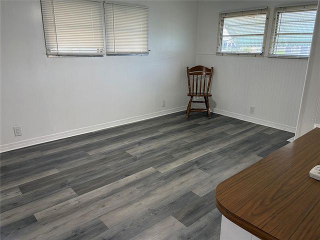 5221 BEECHMONT AVENUE, Sarasota, FL 34234