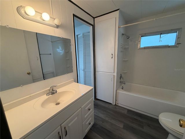 5221 BEECHMONT AVENUE, Sarasota, FL 34234