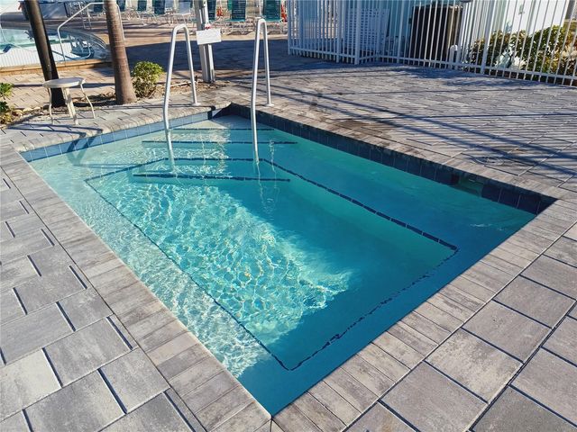 5221 BEECHMONT AVENUE, Sarasota, FL 34234