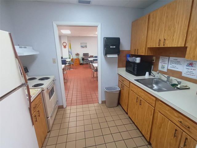 5221 BEECHMONT AVENUE, Sarasota, FL 34234