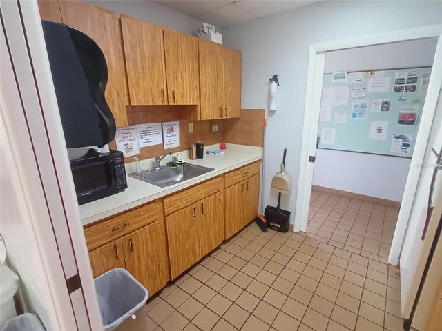 5221 BEECHMONT AVENUE, Sarasota, FL 34234