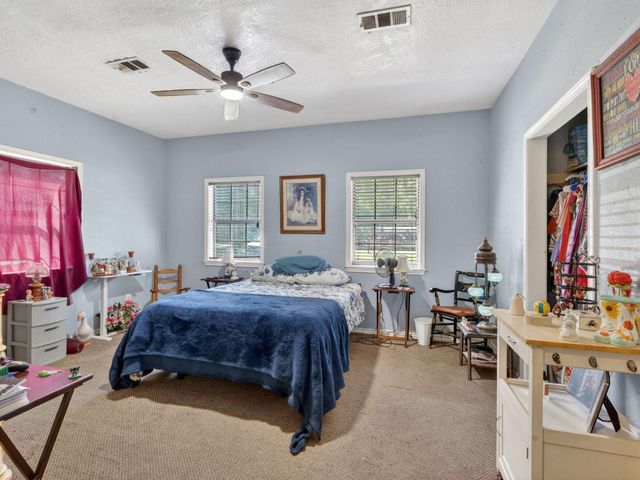 285 Mini Lane, Livingston, TX 77351