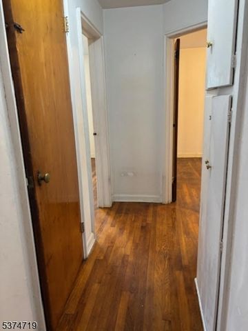 634 Bartell Pl, Ridgewood Village, NJ 07450