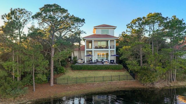 87 Vista Bluffs, Destin, FL 32541