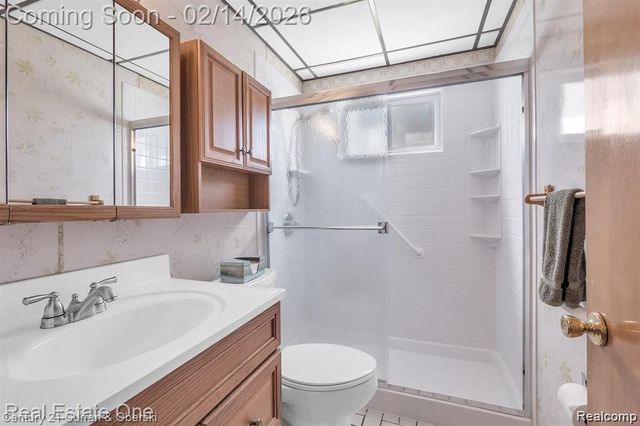 22823 N Brookside Drive, Dearborn Heights, MI 48125