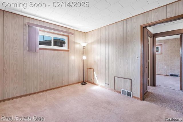 22823 N Brookside Drive, Dearborn Heights, MI 48125