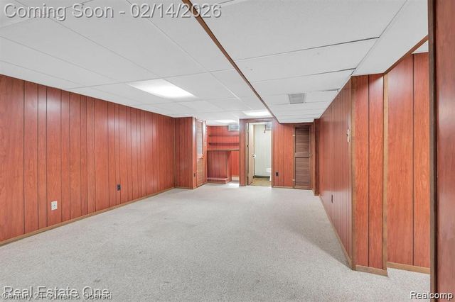 22823 N Brookside Drive, Dearborn Heights, MI 48125