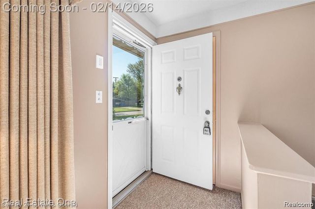 22823 N Brookside Drive, Dearborn Heights, MI 48125