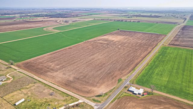 701 plainview, Mcgregor, TX 76657