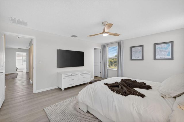 5624 SE Edgewater Circle, Stuart, FL 34997