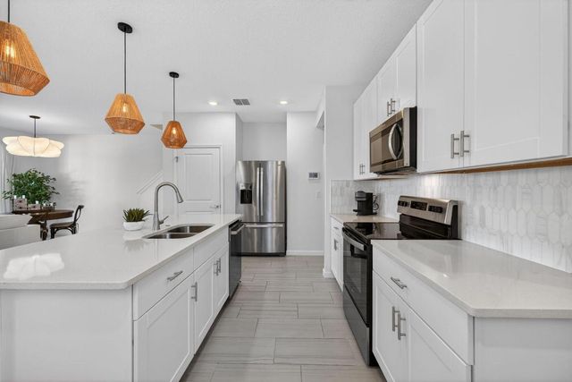 5624 SE Edgewater Circle, Stuart, FL 34997