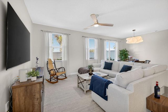 5624 SE Edgewater Circle, Stuart, FL 34997