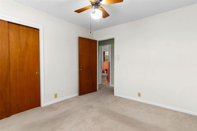 1301 Rose Avenue, Cleburne, TX 76033