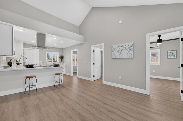 2296 Grove Ave, Sacramento, CA 95815
