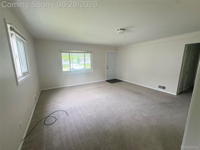 21840 Weller Avenue, Warren, MI 48089