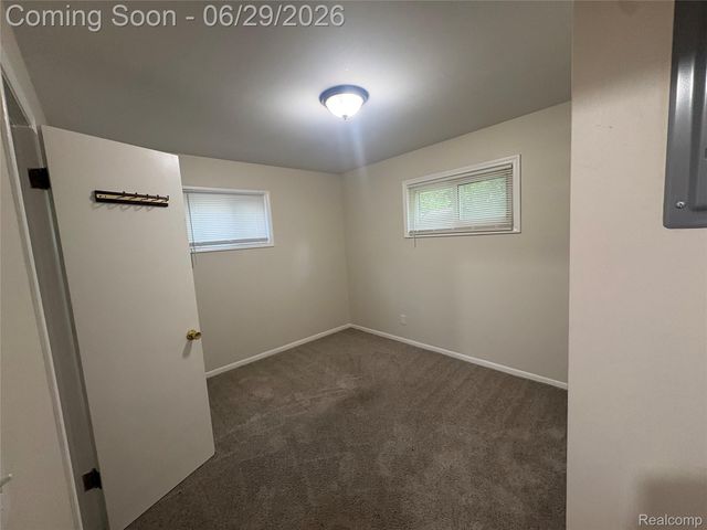 21840 Weller Avenue, Warren, MI 48089