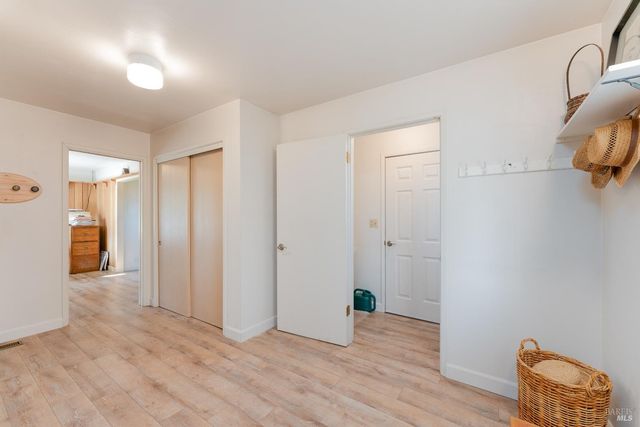 1961 Foothill Dr, Redwood Valley, CA 95470