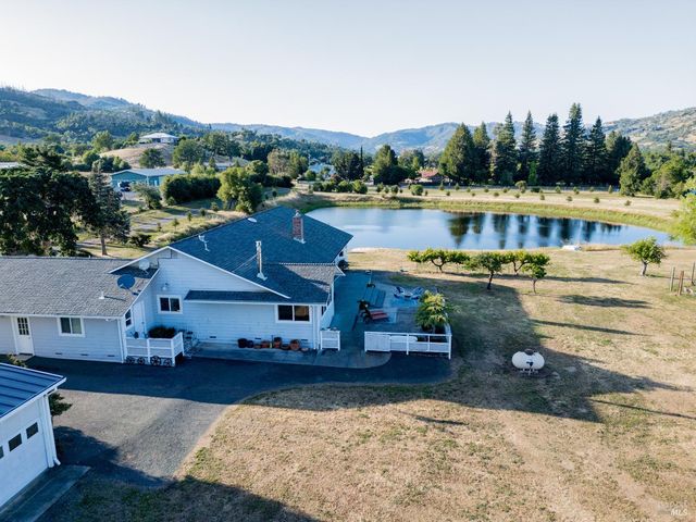 1961 Foothill Dr, Redwood Valley, CA 95470