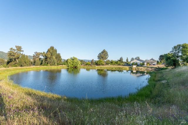1961 Foothill Dr, Redwood Valley, CA 95470