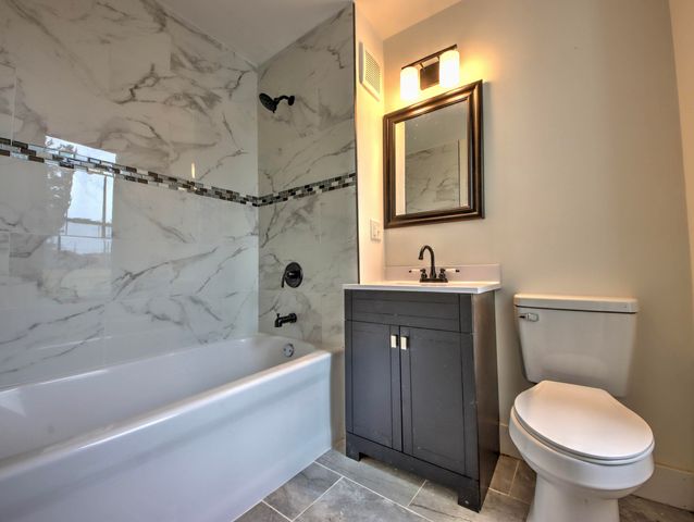 1005 Harrison Street, La Porte, IN 46350