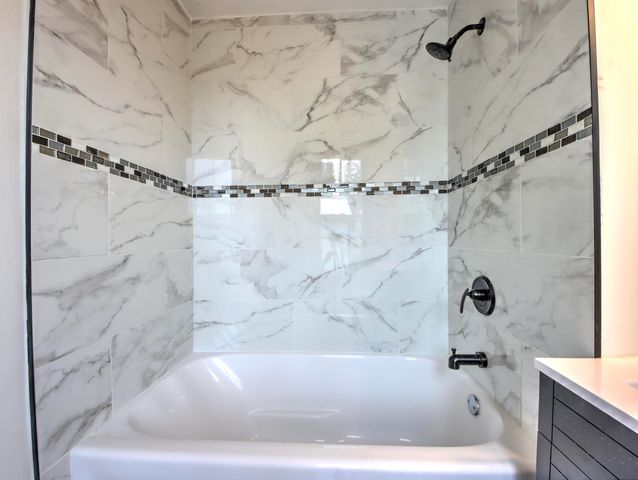 1005 Harrison Street, La Porte, IN 46350