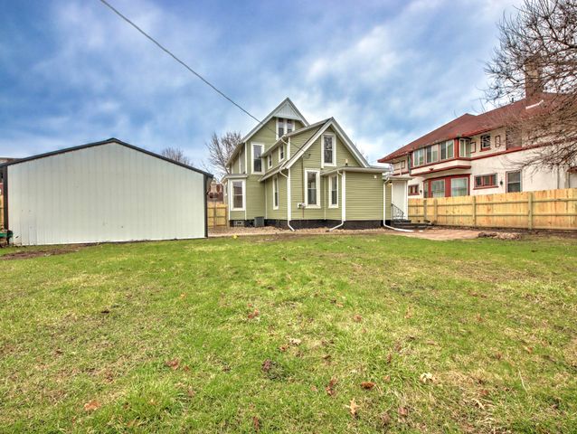 1005 Harrison Street, La Porte, IN 46350