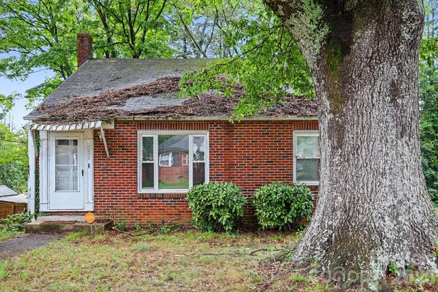 321 N Bost Street, Statesville, NC 28677